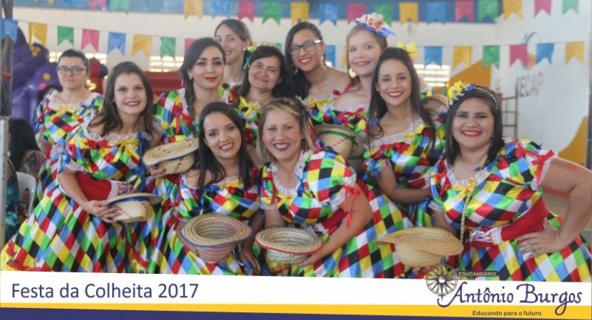 Educandário Antônio Burgos realizou grande festa cultural O evento aconteceu neste sábado, 17 de junho no espaço Esportivo Capibaribe. Pais, alunos e colaboradores se envolveram em um momento de festa e