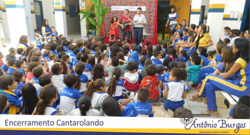 EDUCANDÁRIO ANTÔNIO BURGOS VIVENCIA MOMENTO MUSICAL A programação ocorreu nesta quinta, 31 de agosto, no pátio I da Unidade II. Os alunos da Educação Infantil fizeram a festa