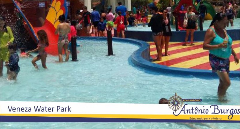 ALUNOS DO EDUCANDÁRIO ANTÔNIO BUROGS VIVENCIARAM DIA ANIMADISSÍMO NO VENEZA WATER PARK A excurssão aconteceu no último sábado, 23 de setembro. Alunos, familiares e colaboradores desfrutaram de um dia repleto de diversão e alegria. Foi um momento fantástico, onde a