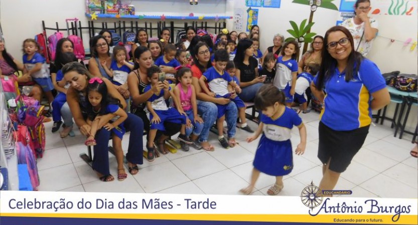EDUCANDÁRIO ANTÔNIO BURGOS RECEBE AS MÃES PARA UM MOMENTO EMOCIONANTE A segunda etapa do Chá das Mães aconteceu nesta tarde, marcando uma sexta-feira cheia de significados entre mães e filhos no