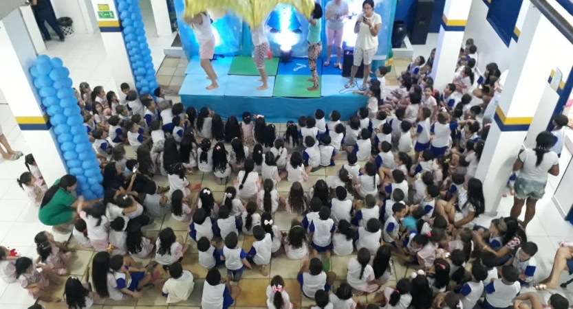 ALUNOS DA ESCOLA ANTÔNIO BURGOS COMEMORAM DIA DAS CRIANÇAS COM DIVERTIDA NOITE DO PIJAMA O evento que movimentou a garotada aconteceu na última quarta-feira 10 de abril na Unidade
