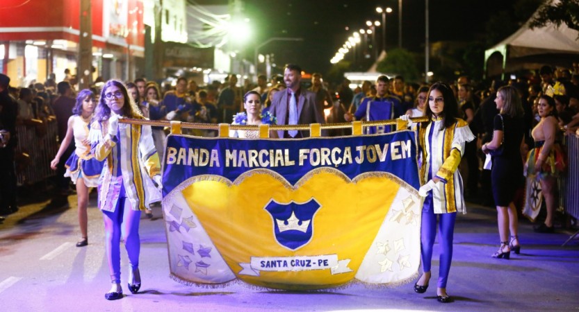 A equipe gestora juntamente com os professores, pais e alunos participaram neste sábado 07 de setembro do tradicional desfile cívico em alusão a semana da pátria.Nesta edição do evento a EAB trouxe a